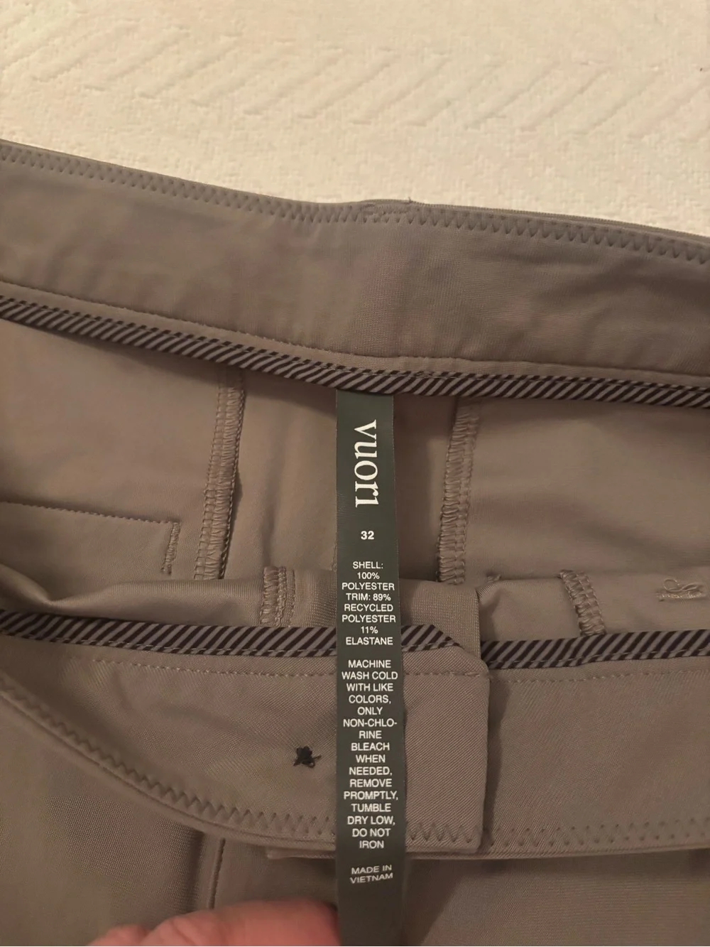 Vuori Meta Shorts 8”